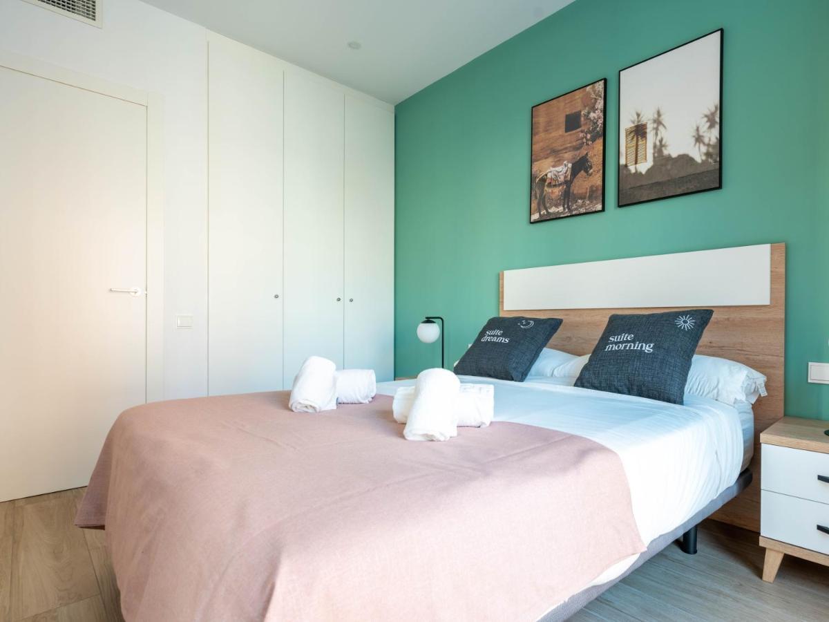 limehome Barcelona Carrer de Besalú 90 Exterior foto